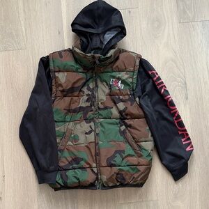 Boys Jordan Camouflage Vest/Jacket with Black Hood